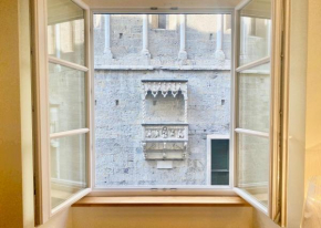 San Lorenzo 19 Historic Dimora Overlooking the Cathedral WITH FREE PRIVATE PARKING Genova